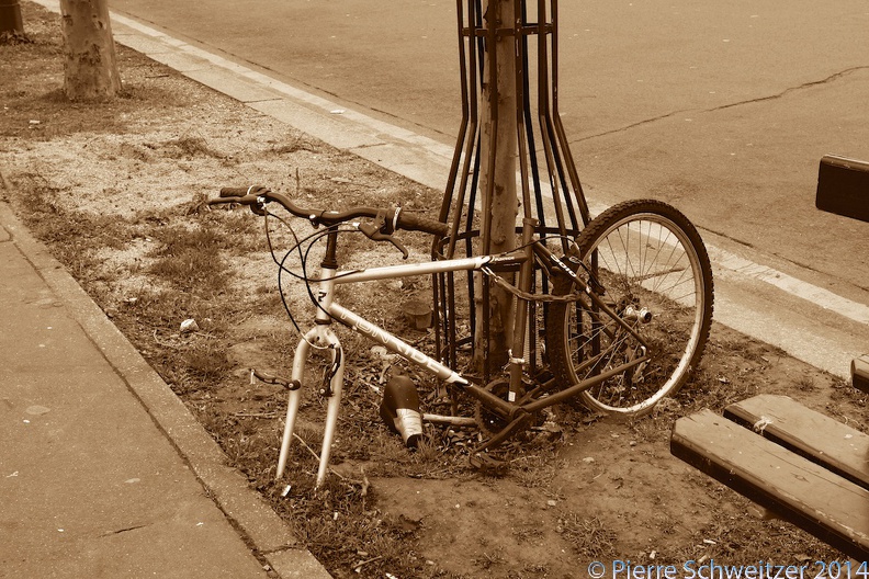 Dead Bike - Version 2.jpg